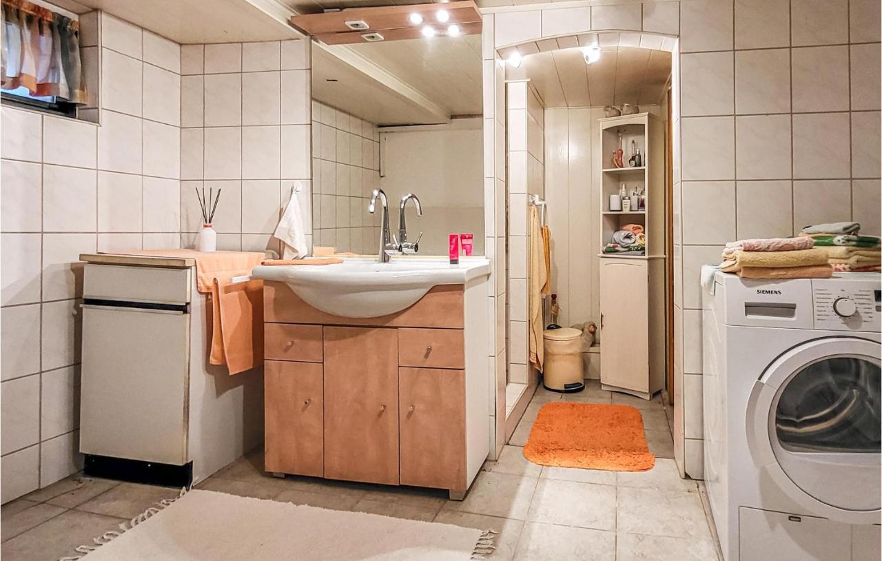 3 Bedroom Stunning Home In Iéna Extérieur photo